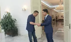 Rismon bertemu Wapres Gibran janji akan terbitkan buku baru