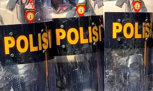 Polisi dalami motif serangan bom molotov di kampus UNM