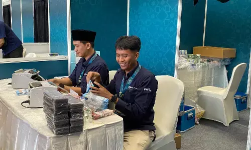 Mau tukar uang baru untuk lebaran? BI ingatkan risiko jika di tempat ini