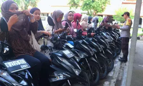 Polres Bekasi buka layanan titip kendaraan bagi pemudik