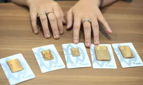 Harga emas Antam Sabtu ini turun Rp24.000 ke angka Rp2,997 juta/gr Harga emas Antam Sabtu ini turun Rp24.000 ke angka Rp2,997 juta/gr