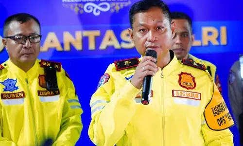 Korlantas Polri terapkan ramp check di KM 81 Tol Cipali Korlantas Polri terapkan ramp check di KM 81 Tol Cipali