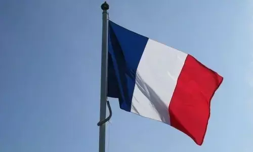 Prancis tetap pertahankan armada laut di Mediterania