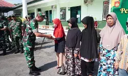 Tingkatkan keimanan di bulan Ramadan, Kodim 0724/Boyolali gelar bazar murah dan salurkan zakat fitrah