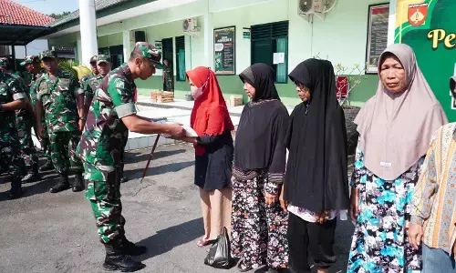 Tingkatkan keimanan di bulan Ramadan, Kodim 0724/Boyolali gelar bazar murah dan salurkan zakat fitrah