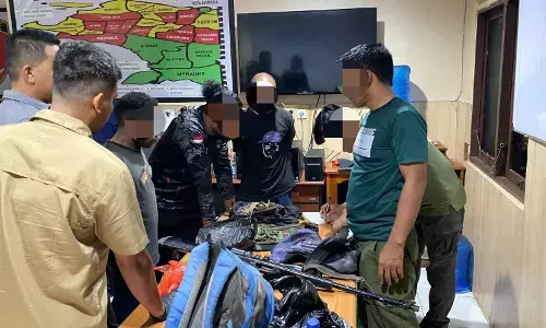 Satgas Damai Cartenz bongkar jaringan pembelian senjata untuk KKB di Papua, lima orang jadi tersangka