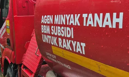 Pertamina Patra Niaga ekstra dropping 1.3 juta liter minyak tanah di wilayah Papua Maluku Pertamina Patra Niaga ekstra dropping 1.3 juta liter minyak tanah di wilayah Papua Maluku
