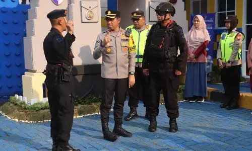 Kapolres Tegal cek Pospam Operasi Ketupat Candi 2026, pastikan pelayanan mudik optimal Kapolres Tegal cek Pospam Operasi Ketupat Candi 2026, pastikan pelayanan mudik optimal