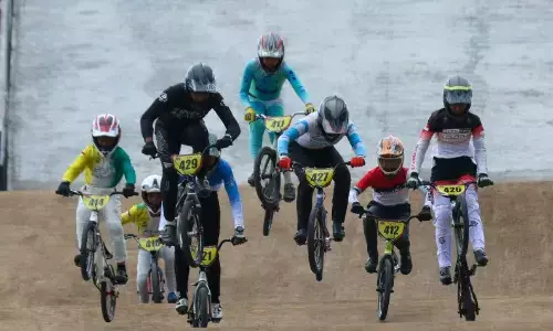 Atlet BMX Indonesia menangi medali emas pada ajang di Thailand Atlet BMX Indonesia menangi medali emas pada ajang di Thailand