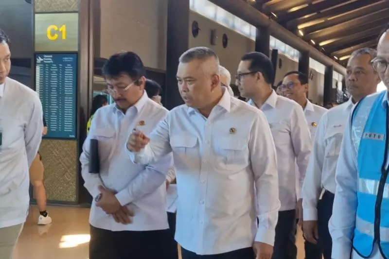 Menhub pastikan penerapan diskon tiket di Bandara Soetta Menhub pastikan penerapan diskon tiket di Bandara Soetta