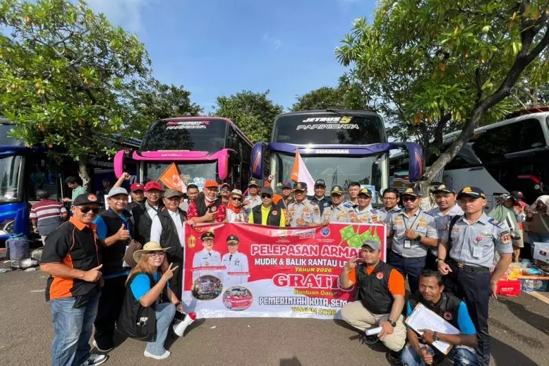 350 warga Semarang diberangkatkan mudik gratis 350 warga Semarang diberangkatkan mudik gratis