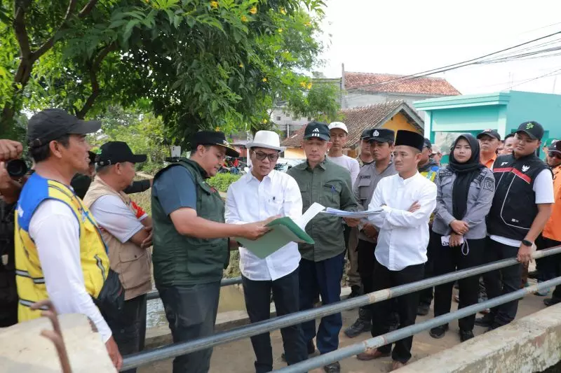 Bupati Bandung siapkan empat langkah atasi banjir bandang Solokanjeruk Bupati Bandung siapkan empat langkah atasi banjir bandang Solokanjeruk