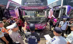 Ramp check mudik, Polres Bogor temukan bus bermasalah