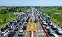 Perbedaan Contraflow dan One Way saat arus mudik
