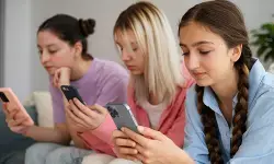 Pembatasan media sosial untuk anak di bawah 16 tahun