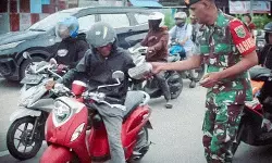 Ramadhan Berkah, Koramil Kuala Kencana dan Koramil Jila bagikan 500 paket takjil Ramadhan Berkah, Koramil Kuala Kencana dan Koramil Jila bagikan 500 paket takjil