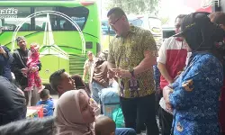 Anggota DPRD DKI Hardiyanto Kenneth sidak terminal Kalideres, pastikan masyarakat mudik dengan nyaman