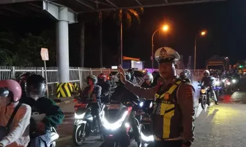 Polisi kawal pemudik motor dari Pelabuhan Bakauheni sampai ke tujuan