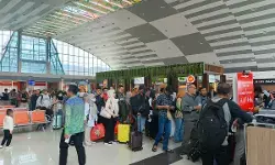 Ribuan pemudik dari berbagai daerah tinggal Jayapura rayakan Idul Fitri di kampung halamannya Ribuan pemudik dari berbagai daerah tinggal Jayapura rayakan Idul Fitri di kampung halamannya