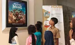 Tayang perdana di Kediri, Film Pelangi di Mars dapat sambutan hangat penonton