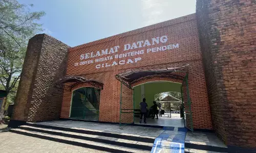 Benteng Pendem Cilacap, dari benteng pertahanan jadi wisata Lebaran