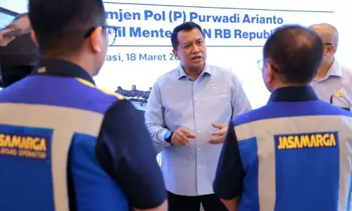 Wamen PANRB cek kesiapan jalan tol tangani lalu lintas saat liburan