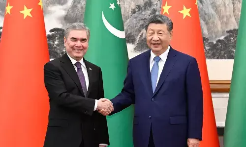 Xi Jinping bertemu dengan Pemimpin Nasional Turkmenistan Xi Jinping bertemu dengan Pemimpin Nasional Turkmenistan