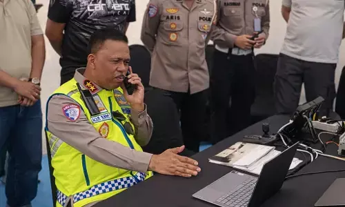 Korlantas terjunkan drone, pantau arus mudik di Tol Jakarta–Cikampek hingga Jateng