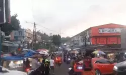 Polres Bogor lakukan one way situasional di Puncak Polres Bogor lakukan one way situasional di Puncak