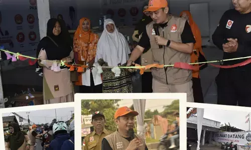 Posko mudik PKS wujud kepedulian melayani masyarakat dan memberi rasa nyaman Posko mudik PKS wujud kepedulian melayani masyarakat dan memberi rasa nyaman