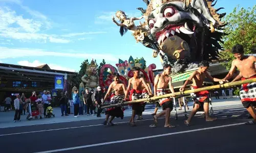 Bandara Bali beroperasi kembali setelah tutup 24 jam untuk Nyepi