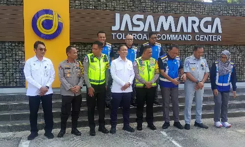 Jasa Raharja salurkan Rp10,05M untuk korban kecelakaan mudik, prihatin angka yang tinggi Jasa Raharja salurkan Rp10,05M untuk korban kecelakaan mudik, prihatin angka yang tinggi