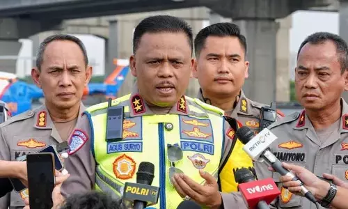 Korlantas siapkan one way dari KM 414 hingga Brebes saat arus balik 24 Maret Korlantas siapkan one way dari KM 414 hingga Brebes saat arus balik 24 Maret