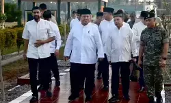 Presiden Prabowo tiba di Aceh untuk salat Id bersama penyintas bencana Presiden Prabowo tiba di Aceh untuk salat Id bersama penyintas bencana