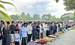 Umat Muslim Bali gaungkan moderasi beragama saat Shalat Idul Fitri Umat Muslim Bali gaungkan moderasi beragama saat Shalat Idul Fitri