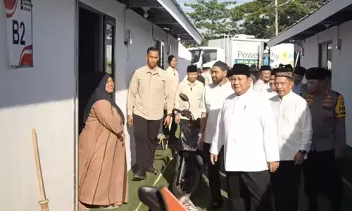 Presiden Prabowo tinjau huntara korban bencana di Aceh Tamiang Presiden Prabowo tinjau huntara korban bencana di Aceh Tamiang