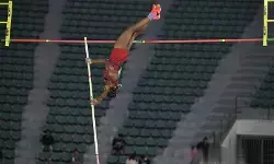 Diva Renatta kembali raih emas di kejuaraan lompat galah Taiwan Diva Renatta kembali raih emas di kejuaraan lompat galah Taiwan