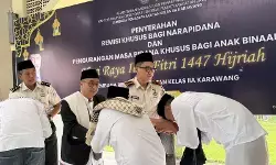 Tiga narapidana Lapas Karawang bebas setelah mendapat remisi lebaran