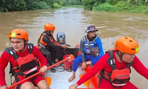 Tim SAR cari korban speedboat terbalik di perairan Ogan Komering Ilir