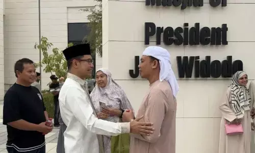 Konflik kawasan belum reda, WNI di UEA tetap khidmat rayakan Lebaran