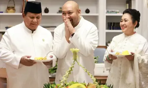 Prabowo rayakan Idul Fitri sekaligus syukuran ulang tahun putranya Prabowo rayakan Idul Fitri sekaligus syukuran ulang tahun putranya