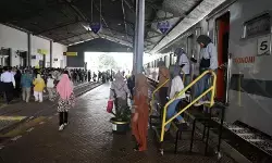 Okupansi kereta Cipatat-Sukabumi meledak 201 persen di Lebaran 2026 Okupansi kereta Cipatat-Sukabumi meledak 201 persen di Lebaran 2026