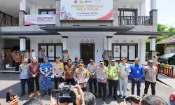 Pantau libur lebaran dan arus balik di Bali, Kapolri: Pelayanan terbaik untuk masyarakat