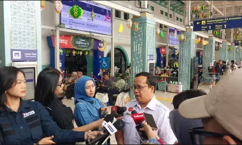 H+3 Lebaran penumpang tiba melalui Daop 1 Jakarta capai 52.937 orang