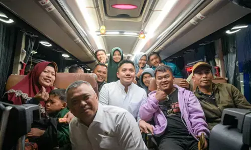 Tinjau arus balik, Seskab Teddy: Sekalian sapa, foto, bikin pemudik happy