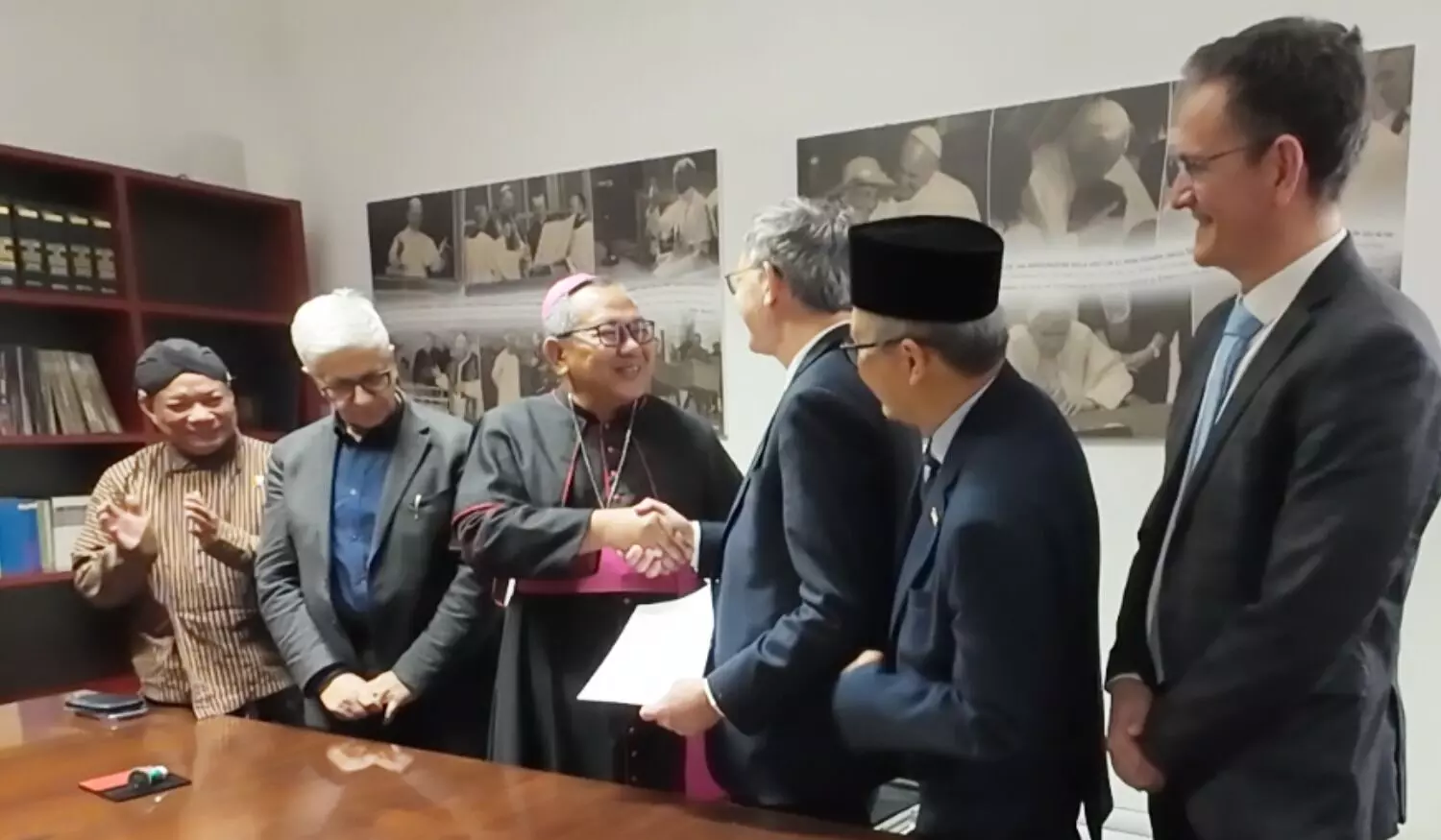 Media resmi Pemerintah Takhta Suci, Vatican News resmi gunakan bahasa Indonesia Media resmi Pemerintah Takhta Suci, Vatican News resmi gunakan bahasa Indonesia