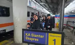 Sejak H 1 hingga H+4 Lebaran 13.058 penumpang menggunakan KA Siantar Ekspres