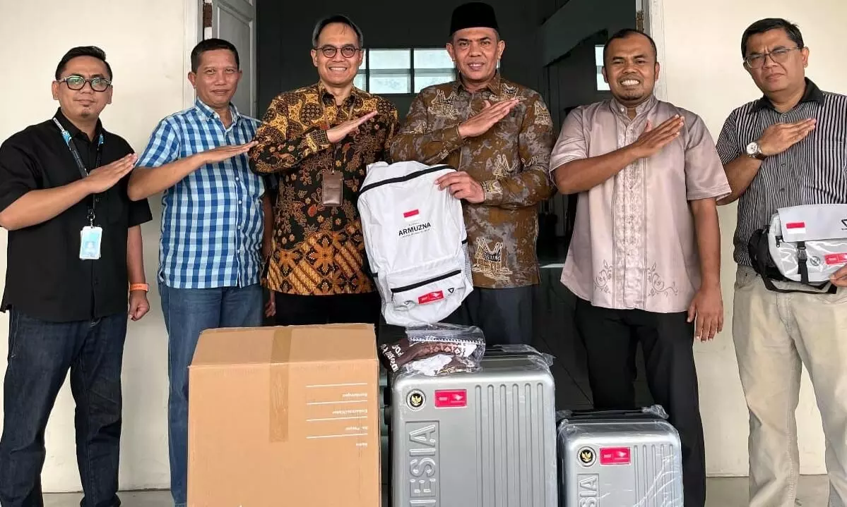 530 koper jamaah haji tiba di Padang, siap didistribusikan ke calhaj Sumbar 530 koper jamaah haji tiba di Padang, siap didistribusikan ke calhaj Sumbar