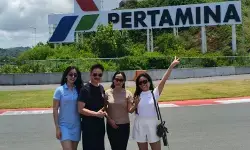 Ribuan wisatawan ramaikan Sirkuit Mandalika