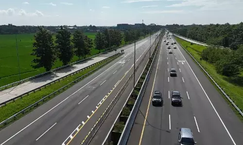 Sekitar 33 ribu kendaraan melintasi ruas Tol Cipali selama sebelas jam